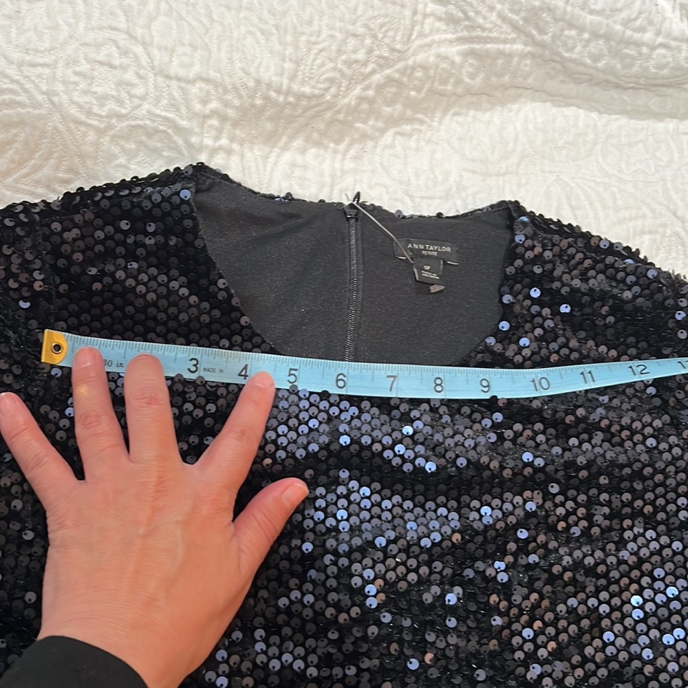 Ann Taylor Matching Sequin Set new with tags 🏷 - Picture 2 of 10